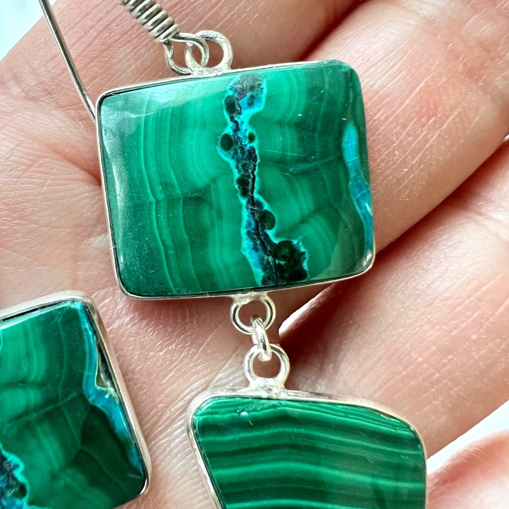 925 OMG Gorgeous! Malachite w/ Chrysocolla Long Earrings - Picture 3 of 9